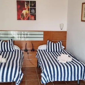 Nerjaluna Lägenhet Nerja
