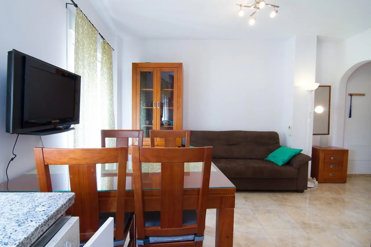 Apartamentos Manuel Martin 네르하 아파트