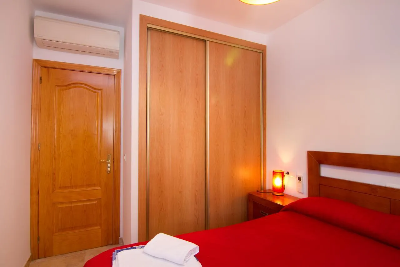 Apartamentos Manuel Martin 네르하 아파트